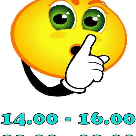 Summer Square - 2 Bedrooms Retro Flat With Great Location, 1st Fl *