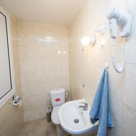 Summer Square - 2 Bedrooms Retro Flat With Great Location, 1st Fl * Burgas
